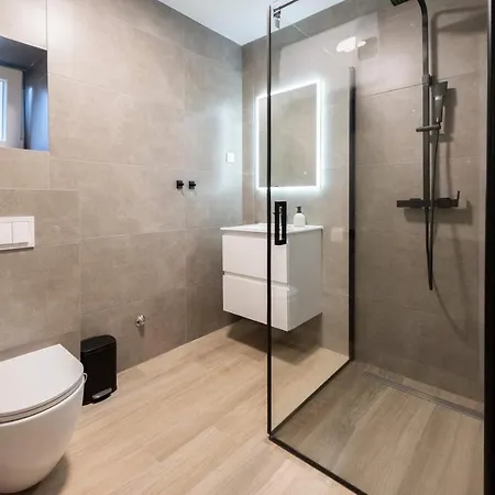 Lapidea Studio * سكرادين